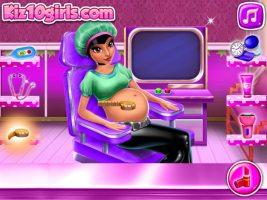 Catwoman Pregnant - screenshot 3